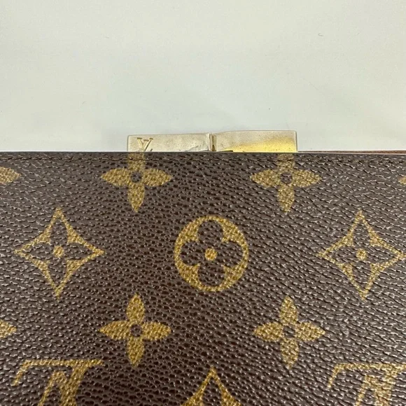 Louis Vuitton Vintage French Purse Long Wallet Kiss Lock - Picture 5 of 16